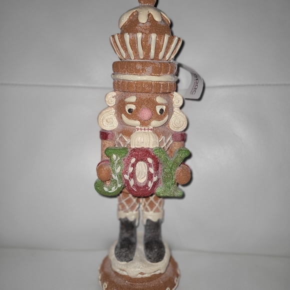 Gingerbread nutcracker - Picture 2 of 2